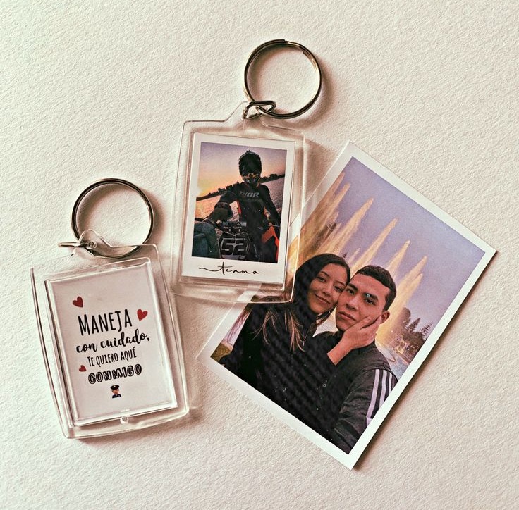 Llaveros personalizados CALMA